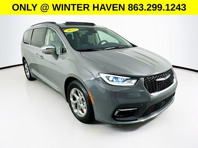 2022 chrysler pacifica limited