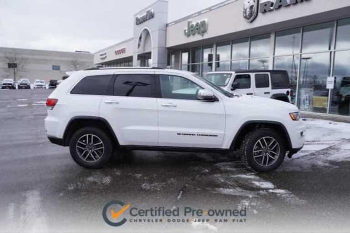 2022 jeep grand cherokee limited in saint paul, minnesota
