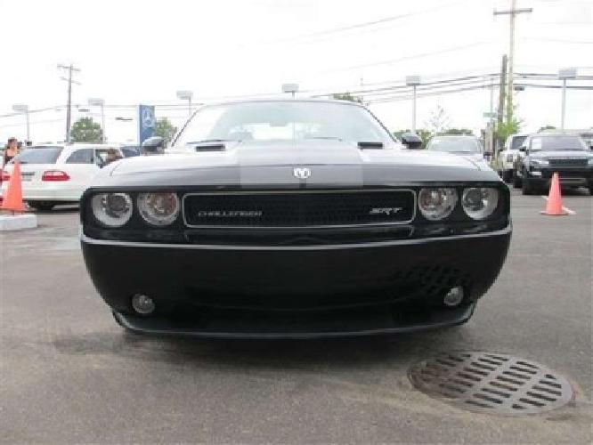 2010 dodge challenger challenger srt8 se in saint james, ny