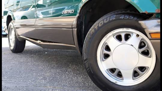 1999 Chevrolet Astro