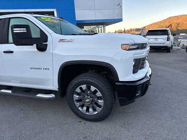 2024 chevrolet silverado 2500 custom