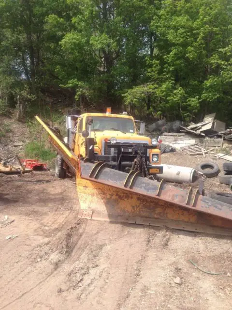 1989 international dump truck