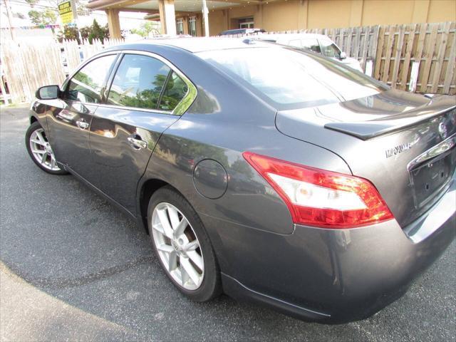 2009 nissan maxima 3.5 s