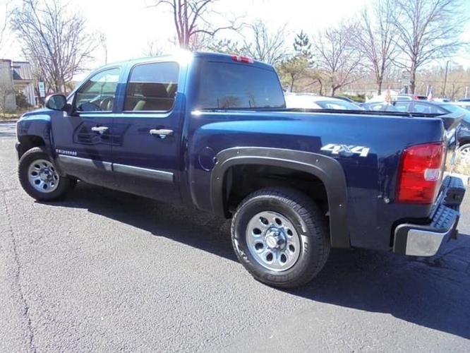 2007 chevrolet silverado 1500 crew cab in trenton, new jersey