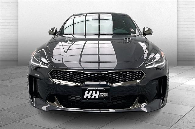 2023 kia stinger gt2