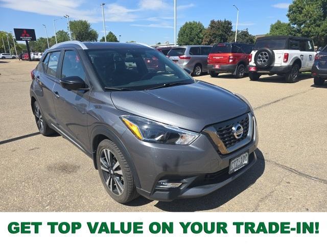 2019 nissan kicks sr