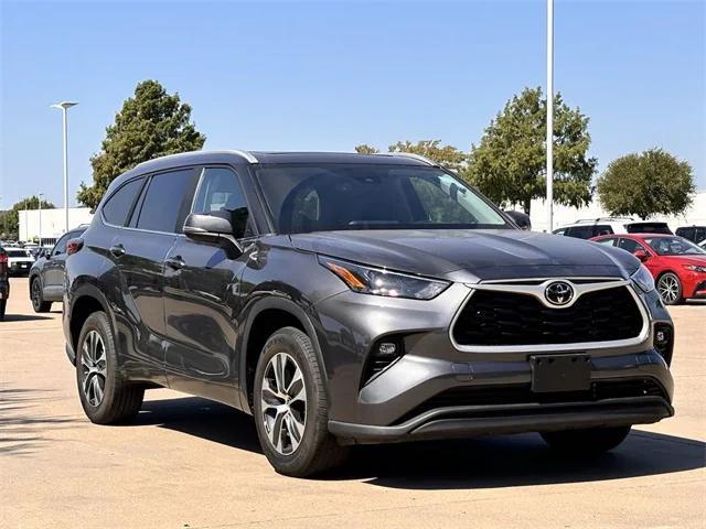 2023 toyota highlander xle