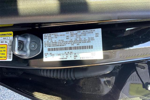 2021 ford escape se