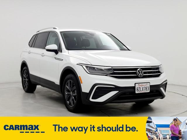 2022 volkswagen tiguan se