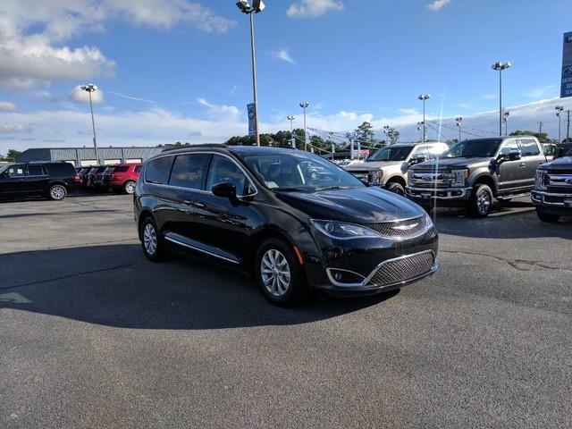 2017 chrysler pacifica touring-l touring-l 4dr mini-van for sale in blades, delaware