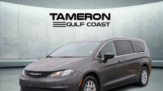 2022 Chrysler Voyager