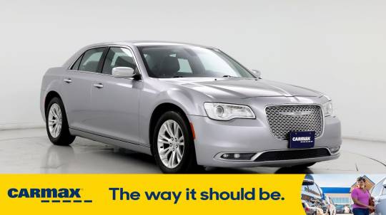 2016 Chrysler 300