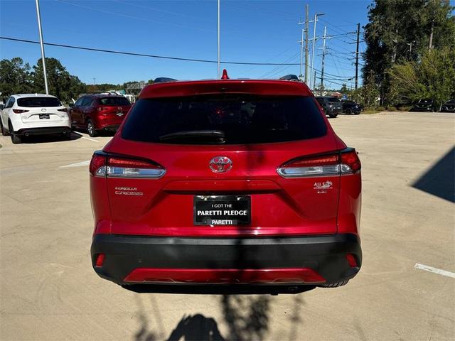 2023 toyota corolla cross le