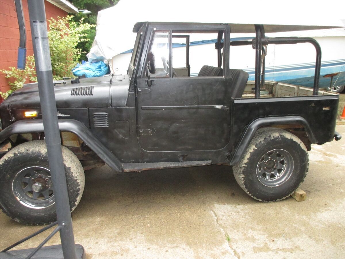 vintage 1972 toyota fj40 4x4 truck with 2f engine, runs, drives, stop, good