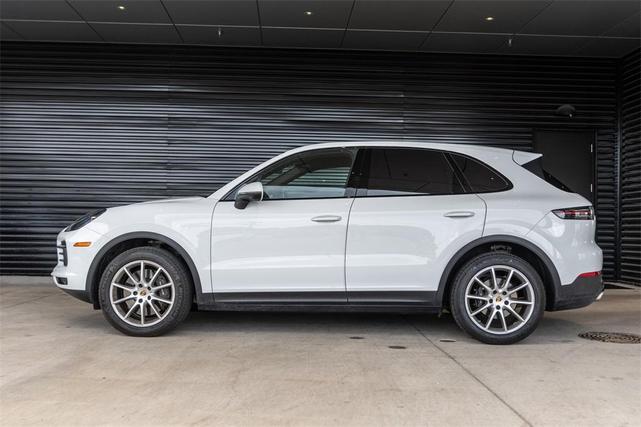 2023 porsche cayenne