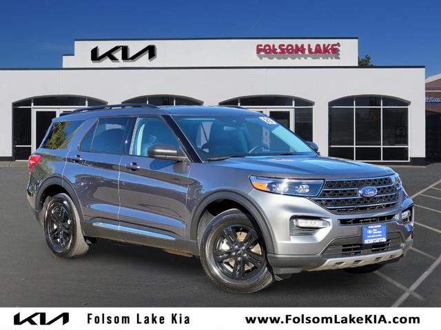 2023 ford explorer xlt
