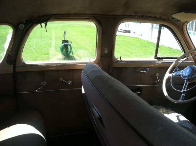 1947 pontiac torpedo - 2-tone green. all original (besides paint) and complete