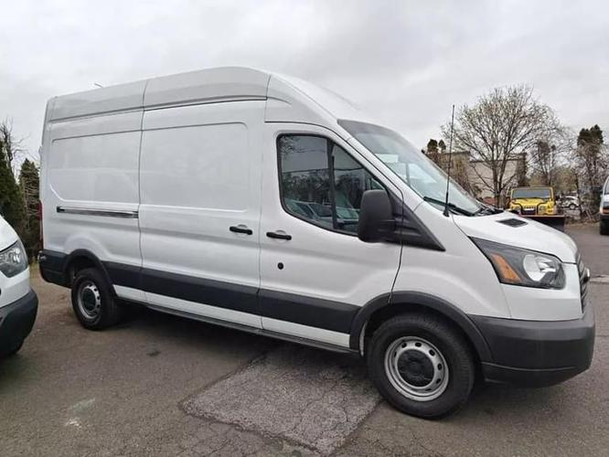 2018 ford transit 250 van high roof w/sliding side door w/lwb van 3d in hulmeville, pennsylvania