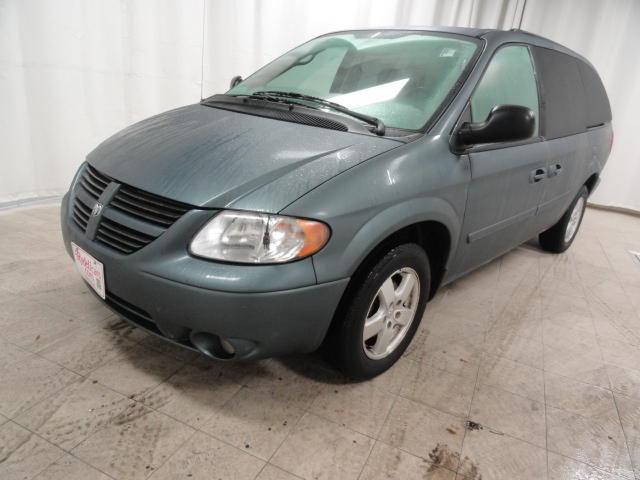 2006 dodge grand caravan sxt for sale in grand forks, north dakota
