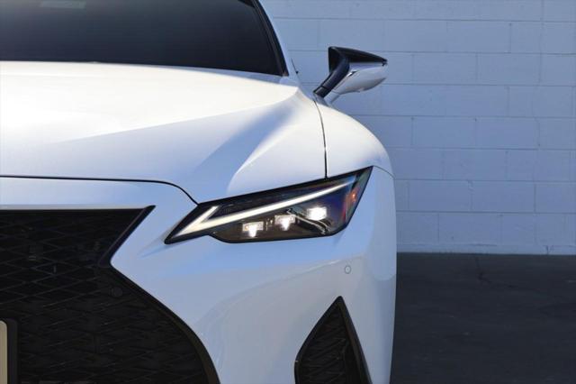 2023 lexus is 350 base