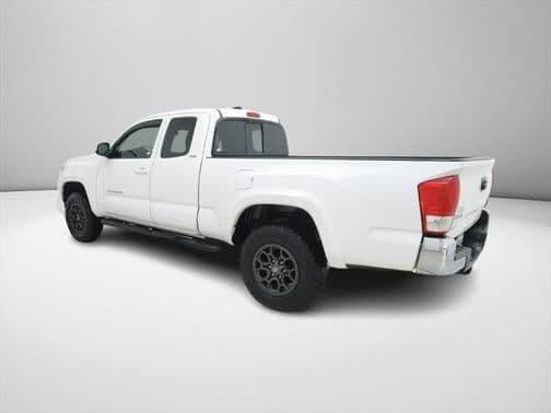 2017 toyota tacoma sr5 in somerset, kentucky