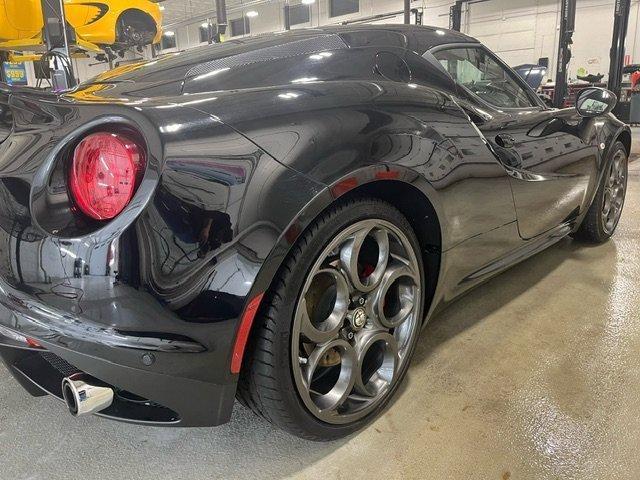 2015 alfa romeo 4c base
