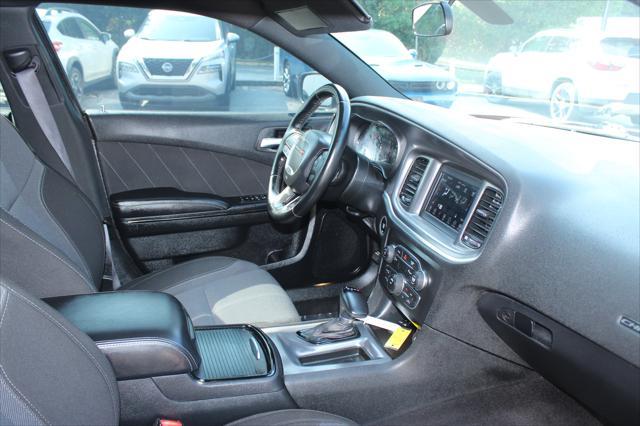2020 dodge charger sxt