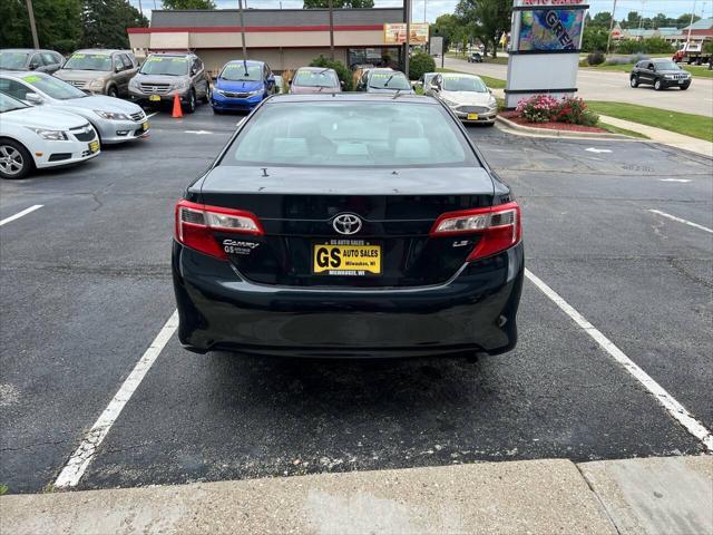 2013 toyota camry le