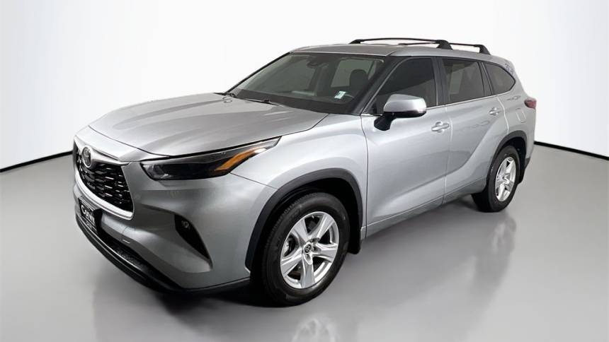 2023 toyota highlander le