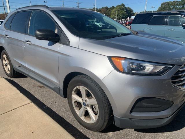 2020 ford edge se