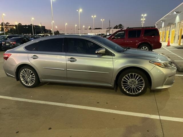 2016 toyota avalon xle
