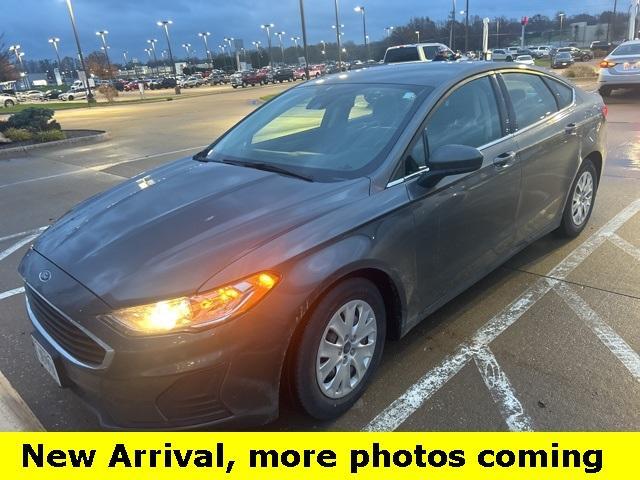 2020 ford fusion s