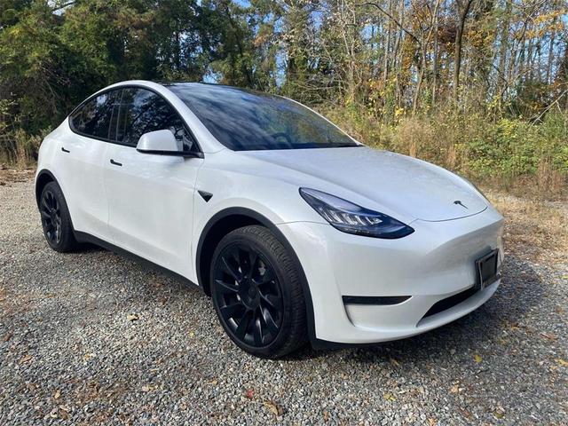 2023 tesla model y long range
