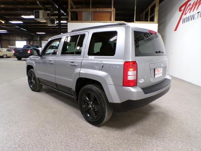 2016 jeep patriot latitude