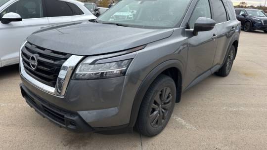 2022 Nissan Pathfinder