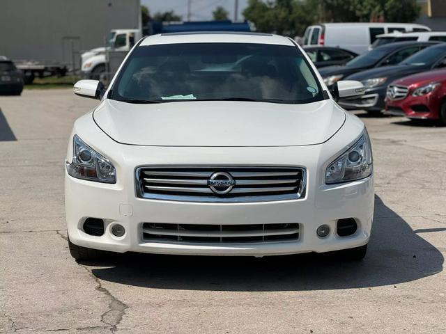 2012 nissan maxima s