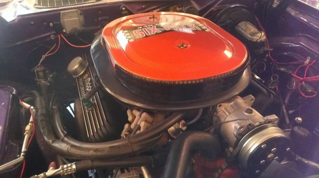 1970 dodge challenger base hardtop 2-door 7.2l(440 6 pack)