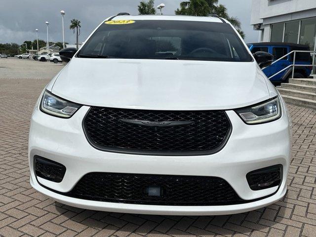 2023 chrysler pacifica limited