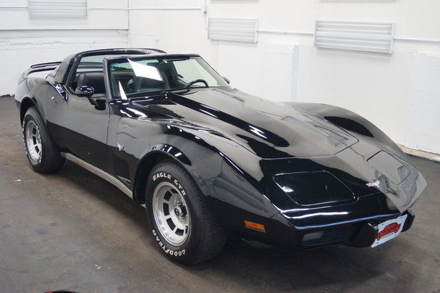1979 black runs drives body inter vgood 350v8 4 spd manual!