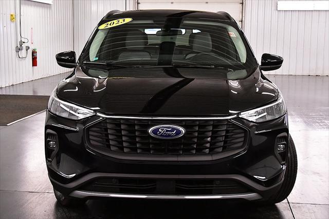 2023 ford escape base