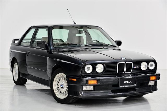 1990 bmw m3 base