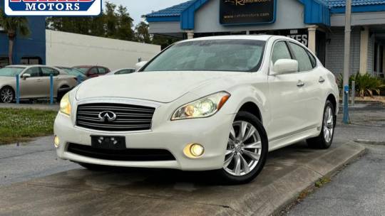 2011 Infiniti M