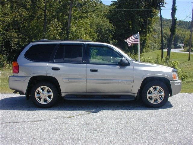 2002 gmc envoy for sale in pownal, vermont