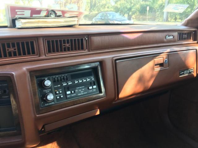 1990 cadillac sedan de ville very low miles