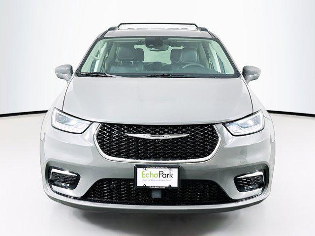 2022 chrysler pacifica touring l