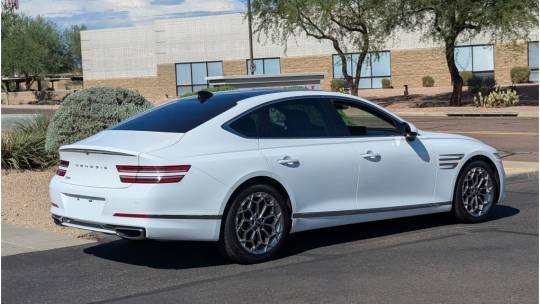 2021 Genesis G80