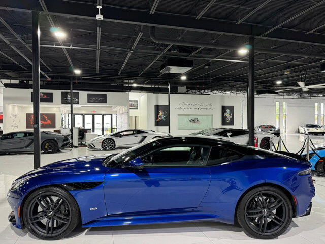 2020 aston martin dbs superleggera