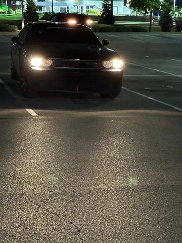 2012 dodge challenger sxt