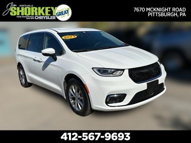 2023 chrysler pacifica touring l awd