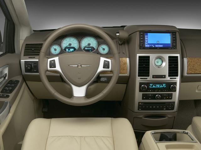 2008 chrysler town & country lx